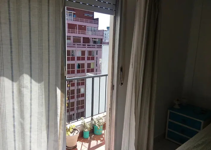 Apartamentos Paraguay Soleado Excelente Ubicacion